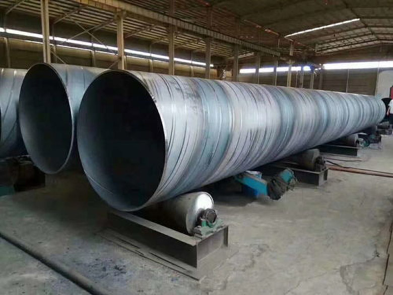 What is the difference between spiral steel pipes and steel coil pipes?