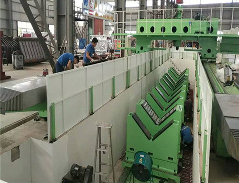 What are the differences and uses of angle steel flat steel？