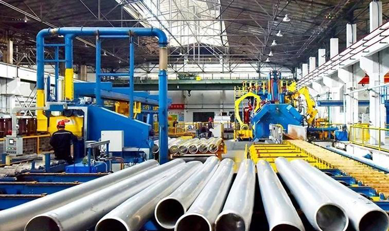 What is the temperature of hot dip galvanized pipe?