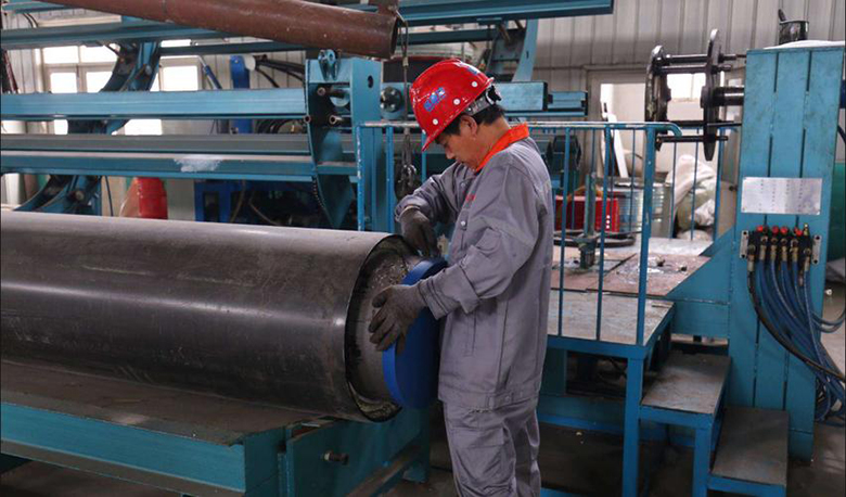 Characteristics of thermal insulation performance of anti-corrosion pipelines