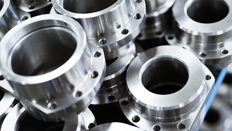 Welded pipe fittings