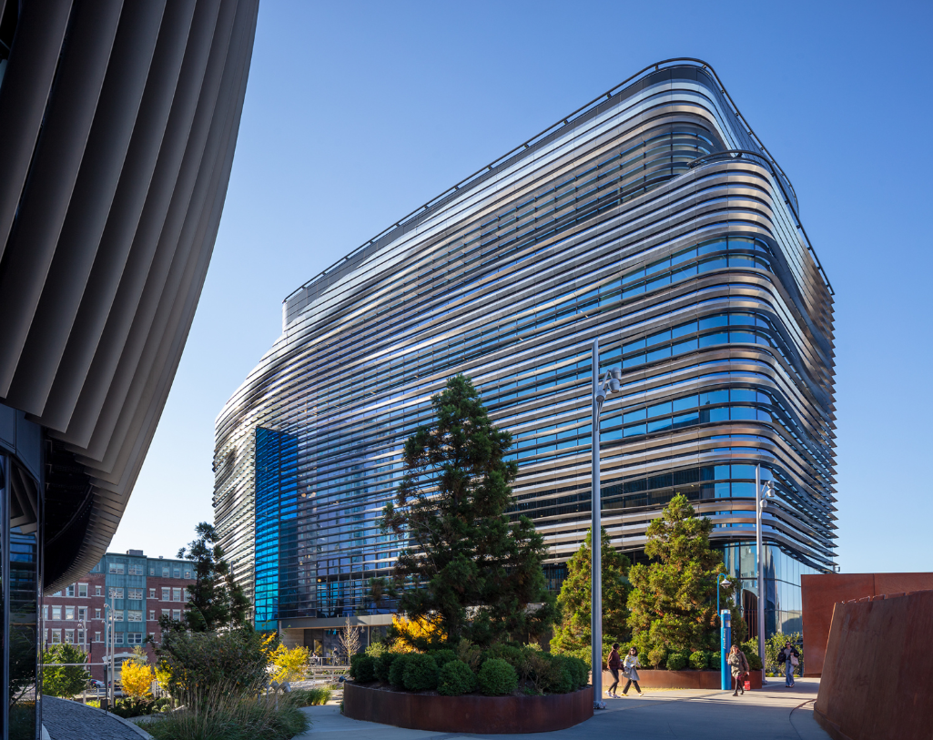 The Use of Stainless Steel in Modern Architecture
